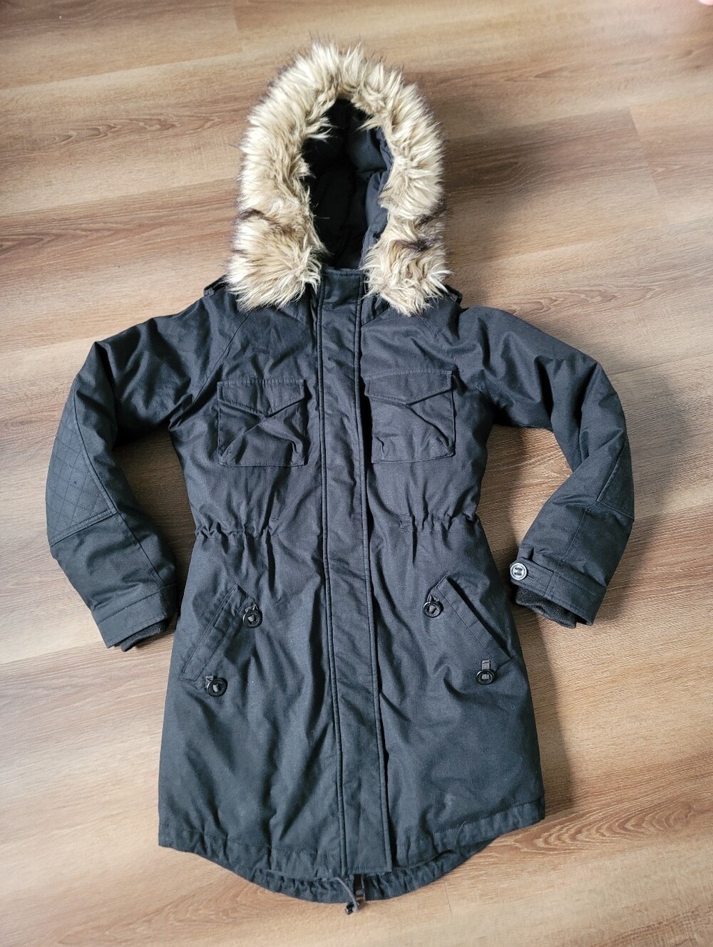 Aritzia XS Community Paradigm Down Fishtail Parka - Warmest Edition
